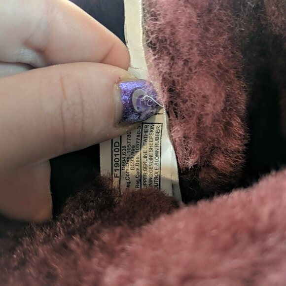 UGG Kids Boots in Burgundy - Picture 10 of 13